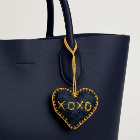 Handmade Heart Message Charm XOXO Design